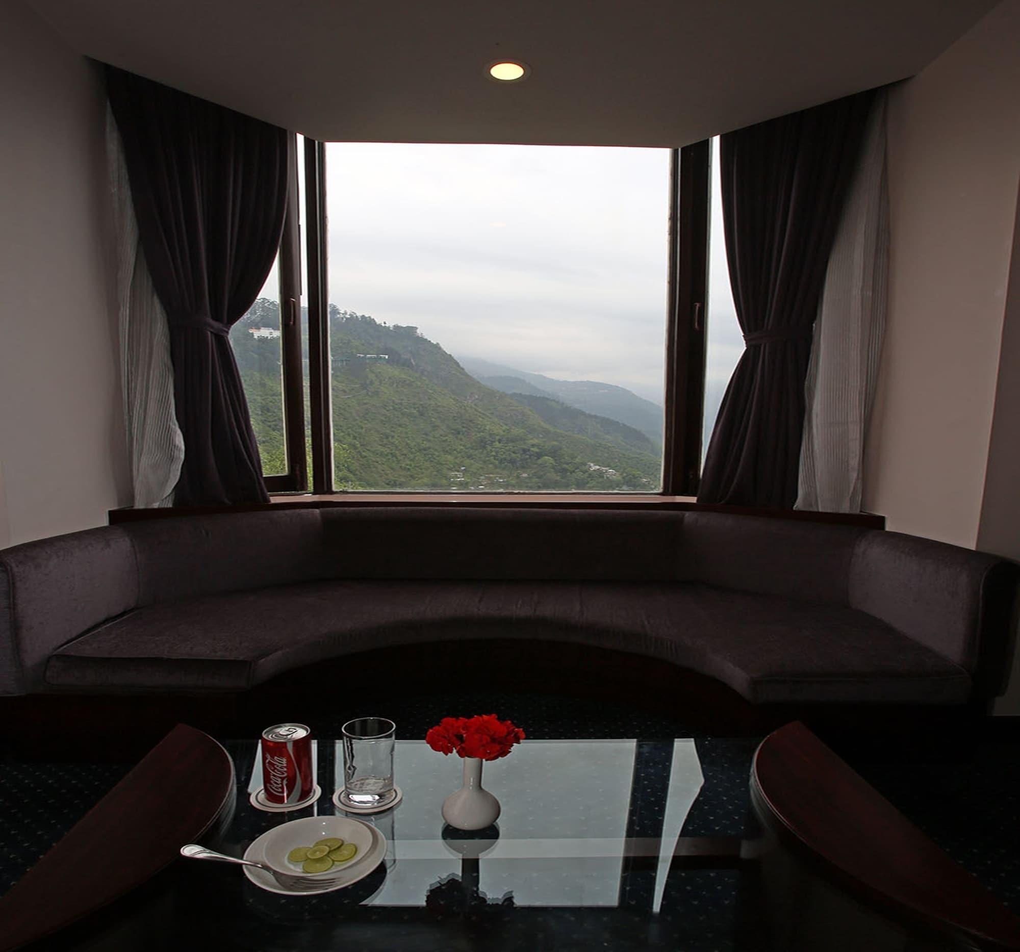 Hotel The Royal Plaza Gangtok Exterior foto