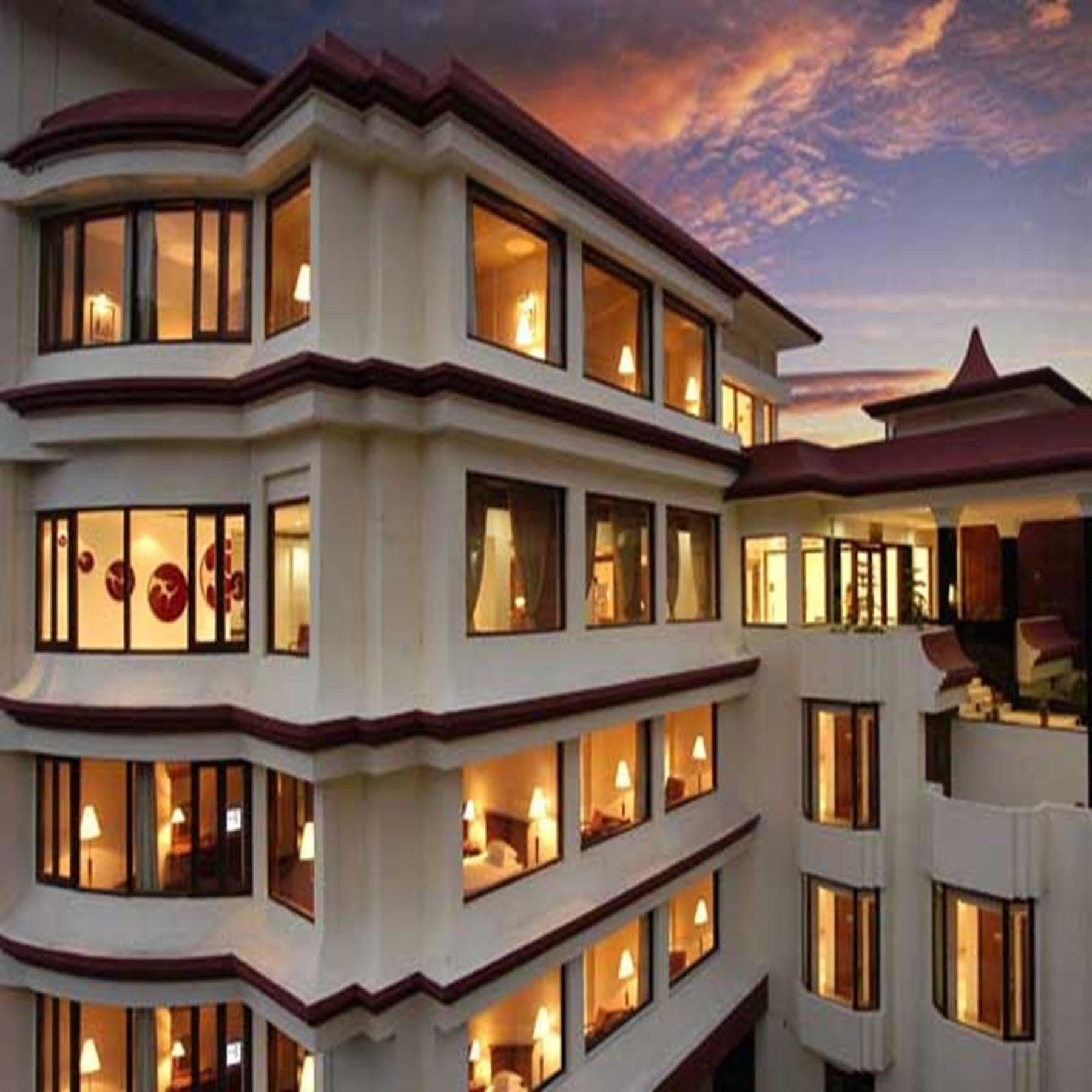 Hotel The Royal Plaza Gangtok Exterior foto